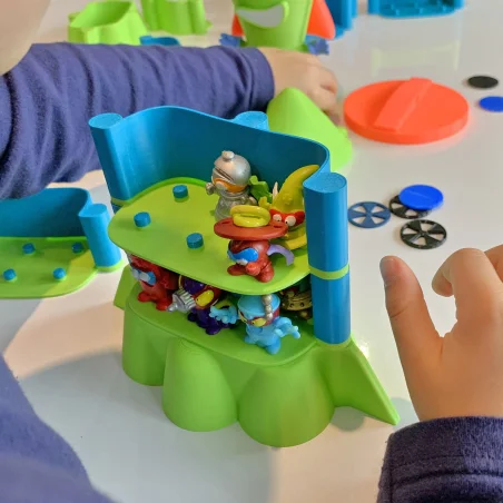 Rocket Shelf for Super Zings - Holds 19!