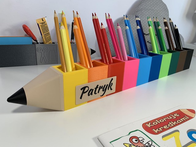 Sorter na kredki z imieniem - zdjęcie 2