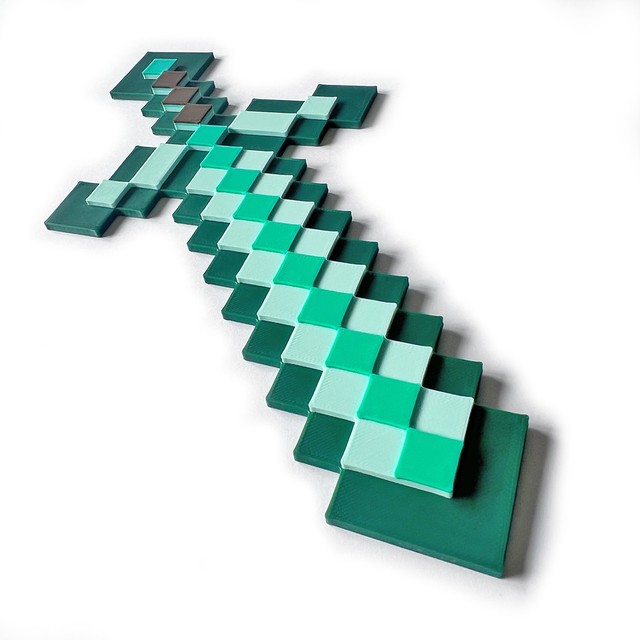 Naklejka na ścianę 3D Miecz Diamond Pixele dekoracje do pokoju dziecka – zdjęcie 3