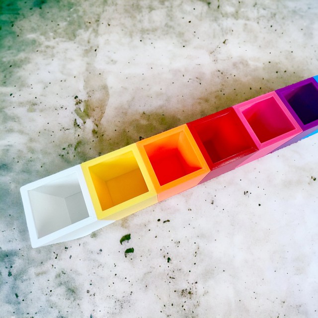 Montessori crayon sorter - Image 4