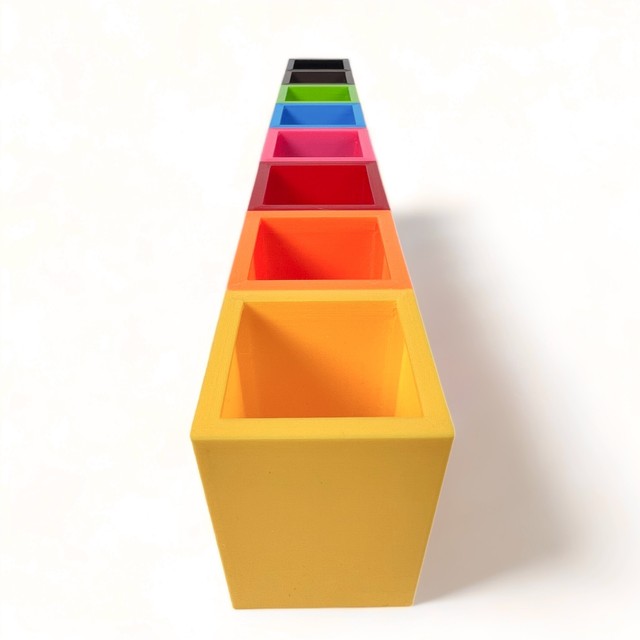 Montessori crayon sorter - Image 4