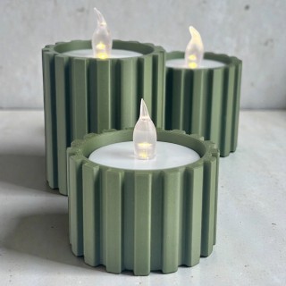 Set of 3 tealight candle holders